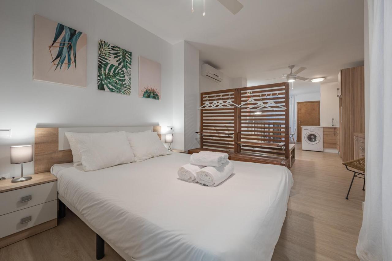 Suite Homes Parras Duplex Malaga Luaran gambar